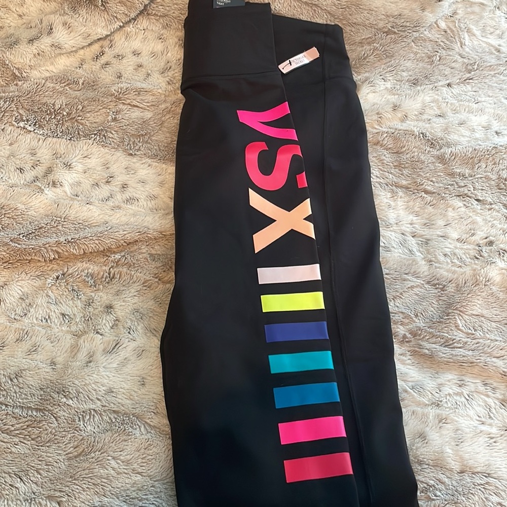 VS Leggings - Picture 3 of 5
